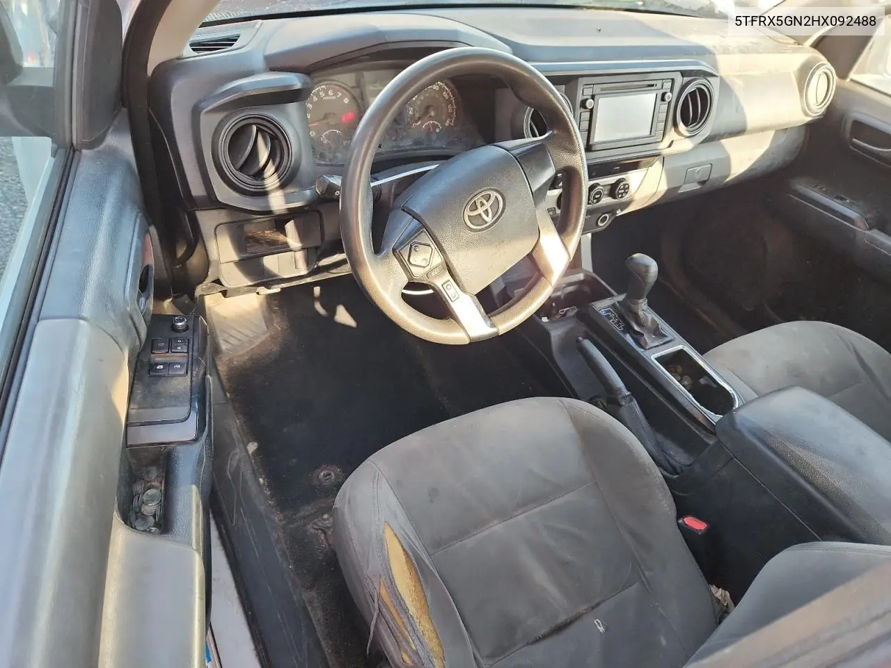 5TFRX5GN2HX092488 2017 Toyota Tacoma Access Cab