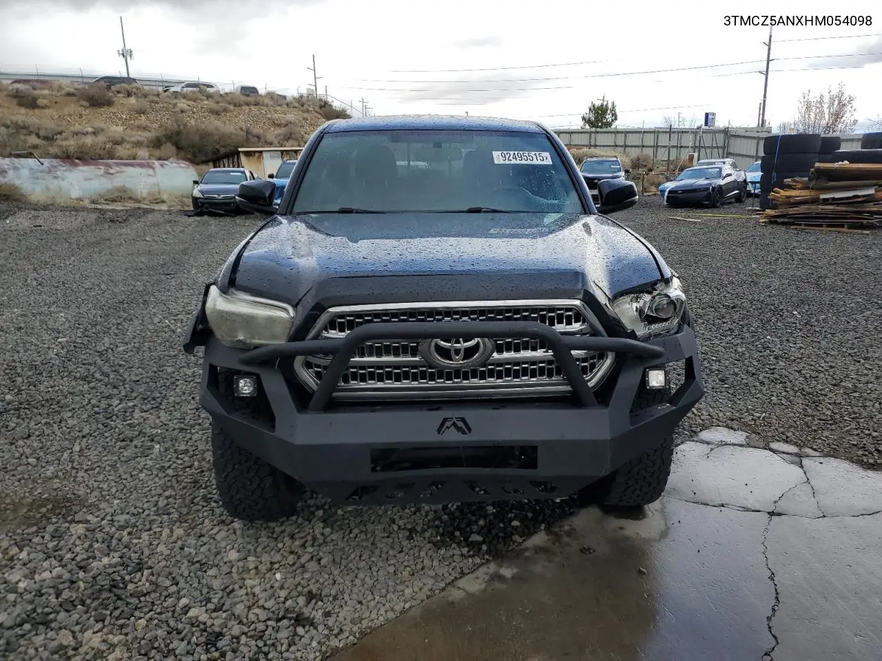 3TMCZ5ANXHM054098 2017 Toyota Tacoma Double Cab