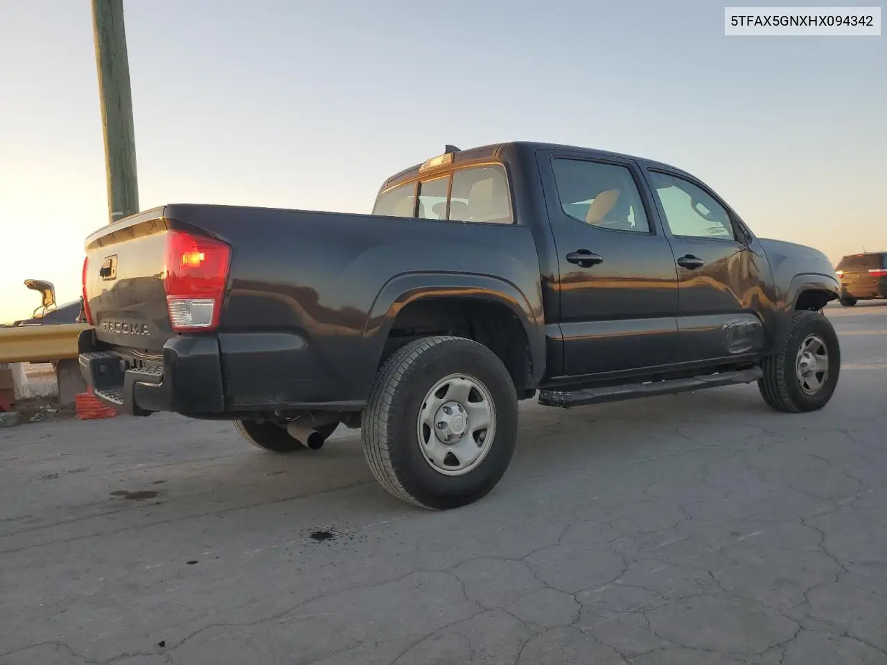 5TFAX5GNXHX094342 2017 Toyota Tacoma Double Cab