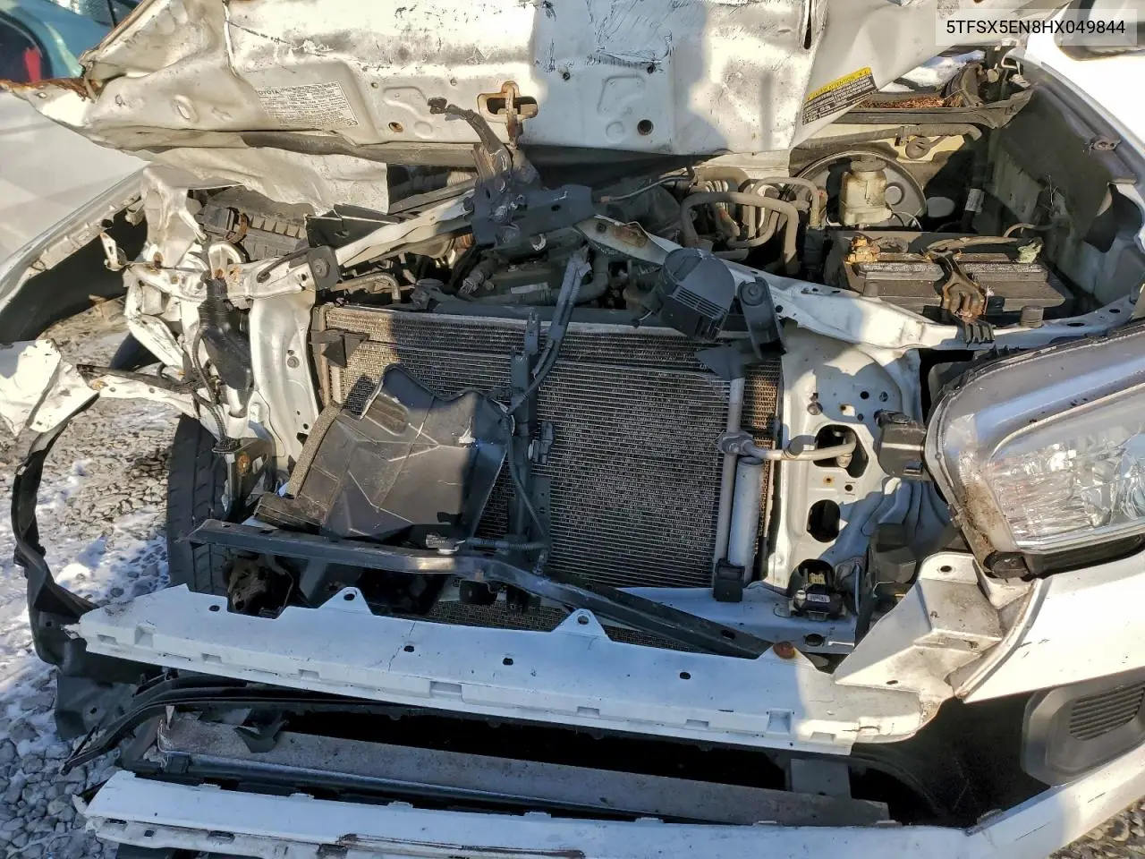 5TFSX5EN8HX049844 2017 Toyota Tacoma Sr