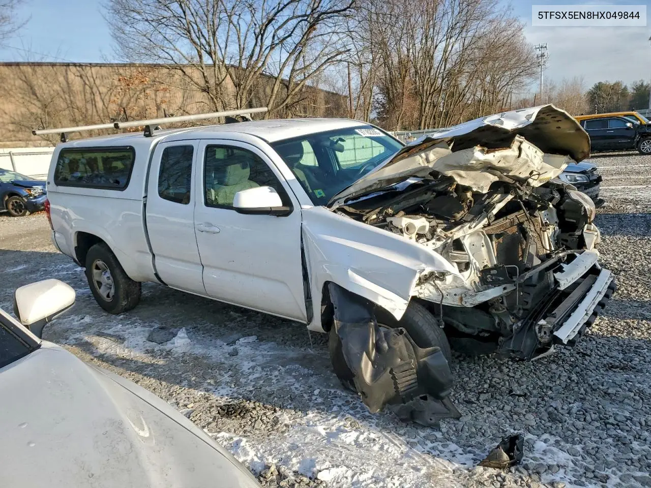 5TFSX5EN8HX049844 2017 Toyota Tacoma Sr