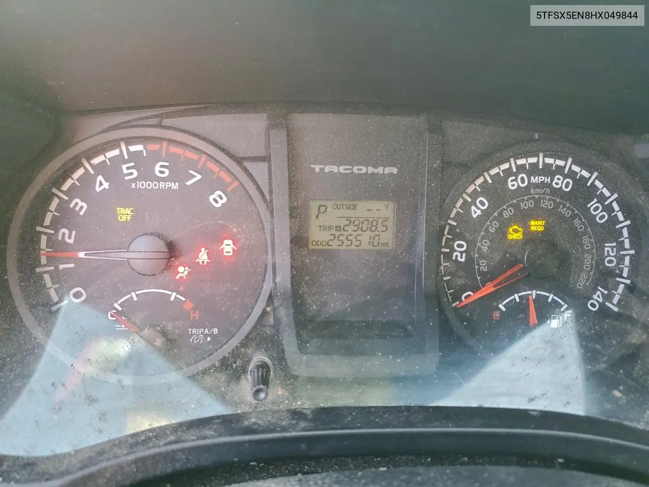 5TFSX5EN8HX049844 2017 Toyota Tacoma Sr