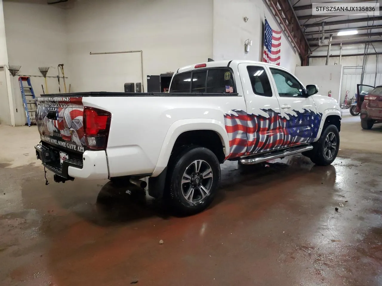 5TFSZ5AN4JX135836 2018 Toyota Tacoma Access Cab