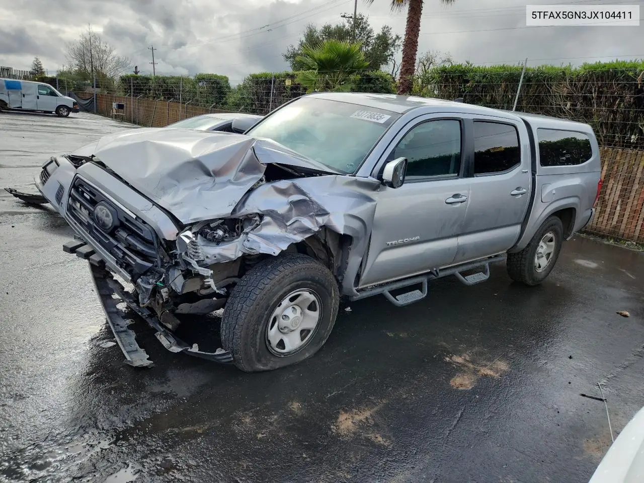 5TFAX5GN3JX104411 2018 Toyota Tacoma Double Cab