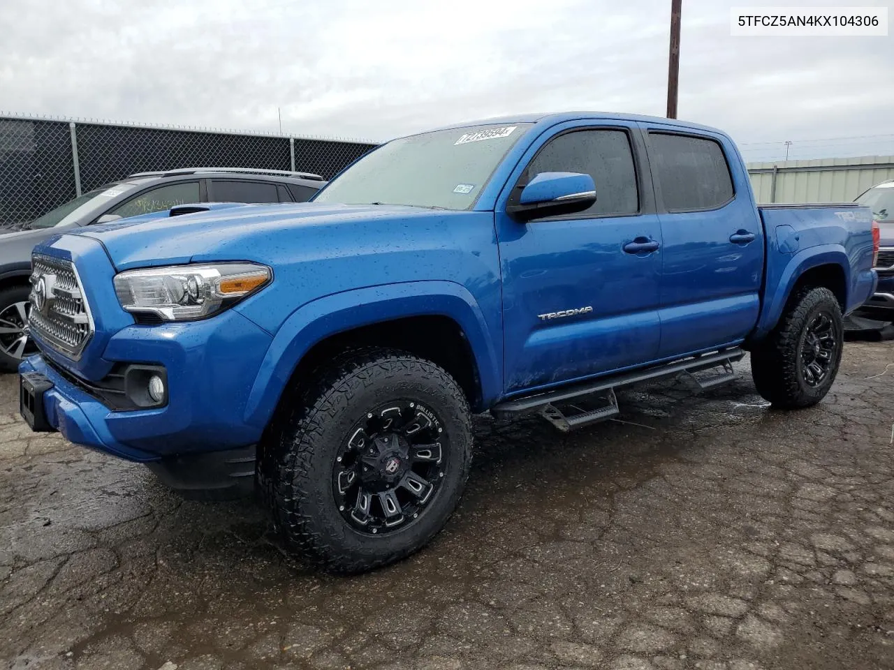 5TFCZ5AN4KX104306 2019 Toyota Tacoma Double Cab