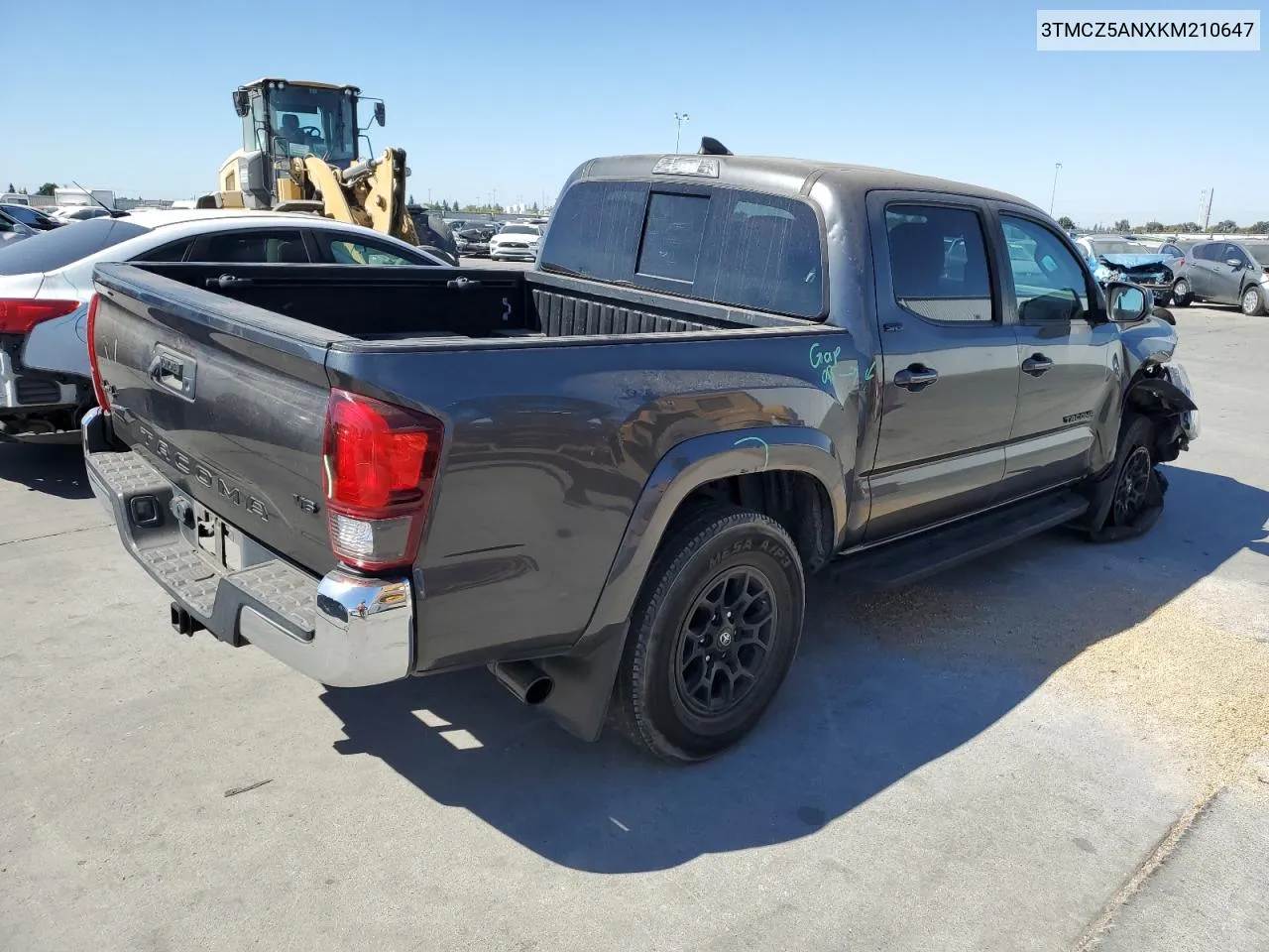 3TMCZ5ANXKM210647 2019 Toyota Tacoma Double Cab