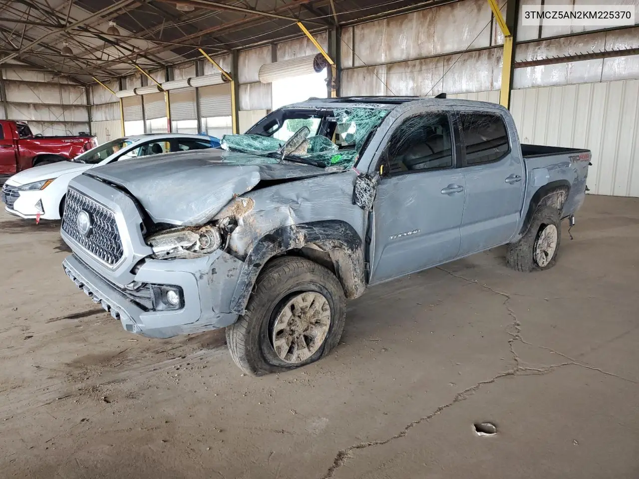 3TMCZ5AN2KM225370 2019 Toyota Tacoma Double Cab