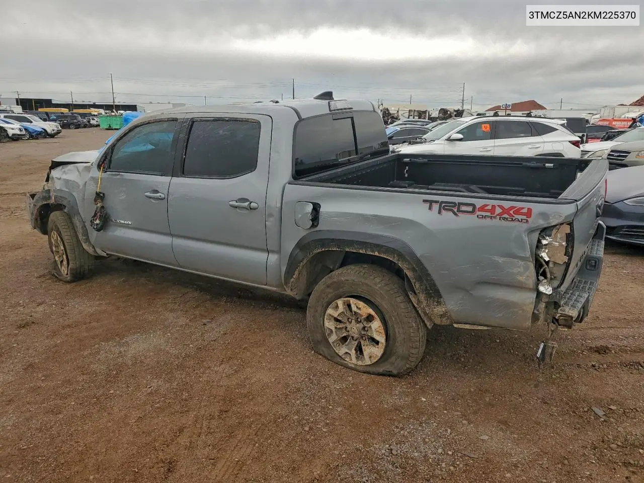 3TMCZ5AN2KM225370 2019 Toyota Tacoma Double Cab