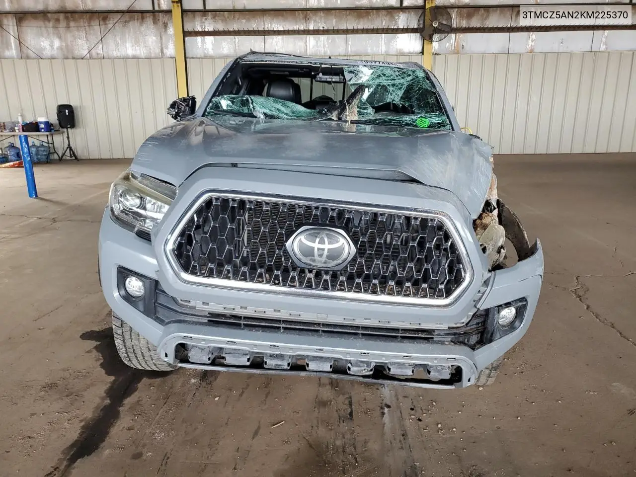 3TMCZ5AN2KM225370 2019 Toyota Tacoma Double Cab