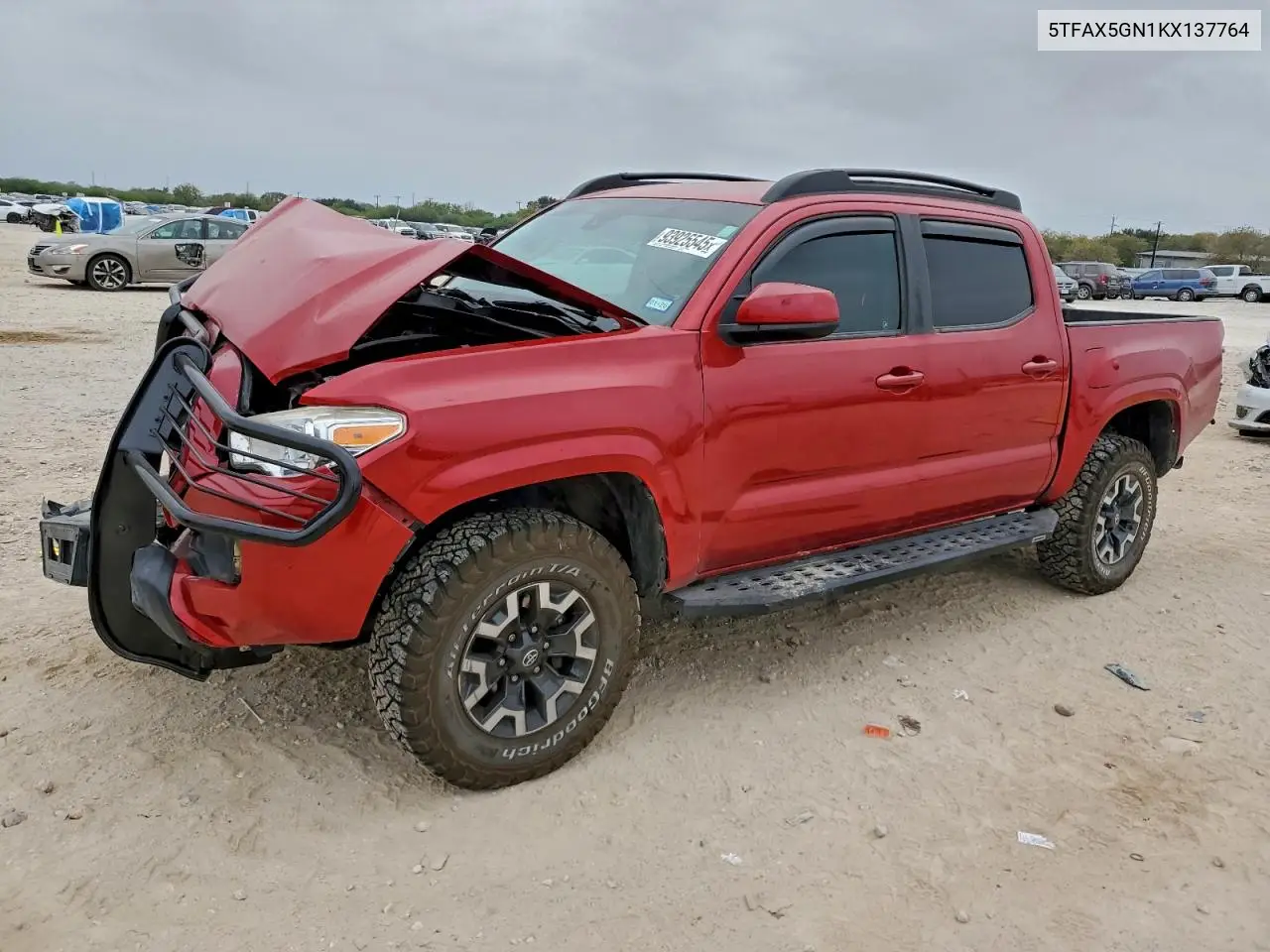 5TFAX5GN1KX137764 2019 Toyota Tacoma Double Cab