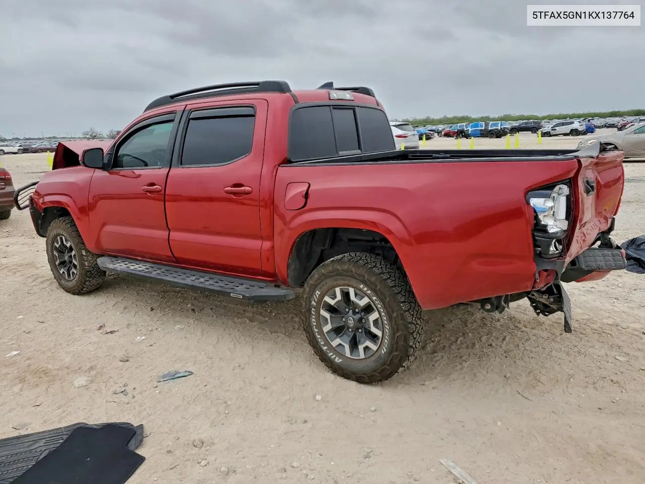 5TFAX5GN1KX137764 2019 Toyota Tacoma Double Cab