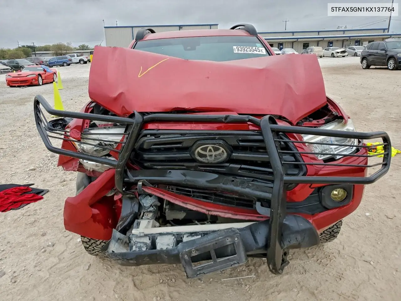 5TFAX5GN1KX137764 2019 Toyota Tacoma Double Cab
