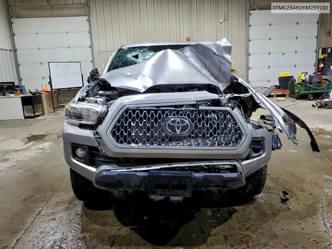 3TMCZ5AN2KM259230 2019 Toyota Tacoma Double Cab
