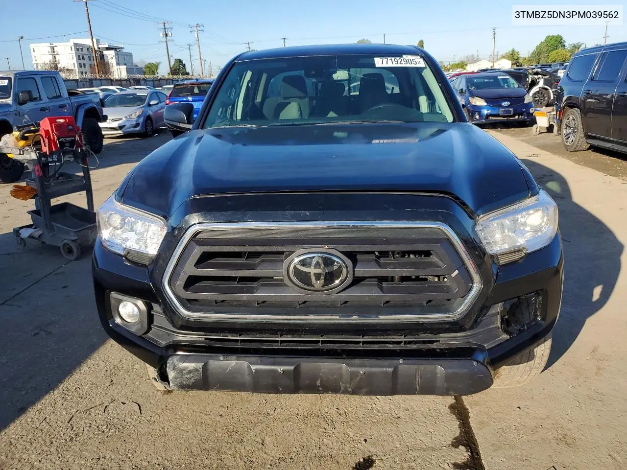 3TMBZ5DN3PM039562 2023 Toyota Tacoma Double Cab
