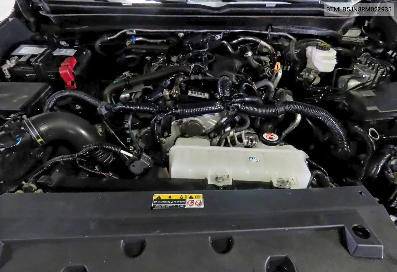 3TMLB5JN8RM022935 2024 Toyota Tacoma Double Cab