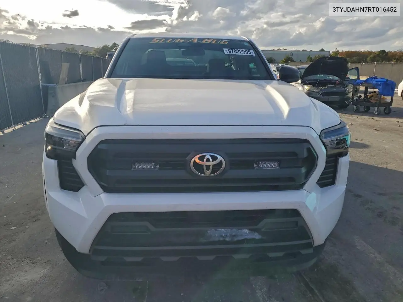 3TYJDAHN7RT016452 2024 Toyota Tacoma Xtracab