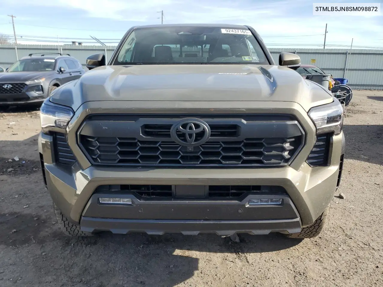 3TMLB5JN8SM098872 2025 Toyota Tacoma Double Cab