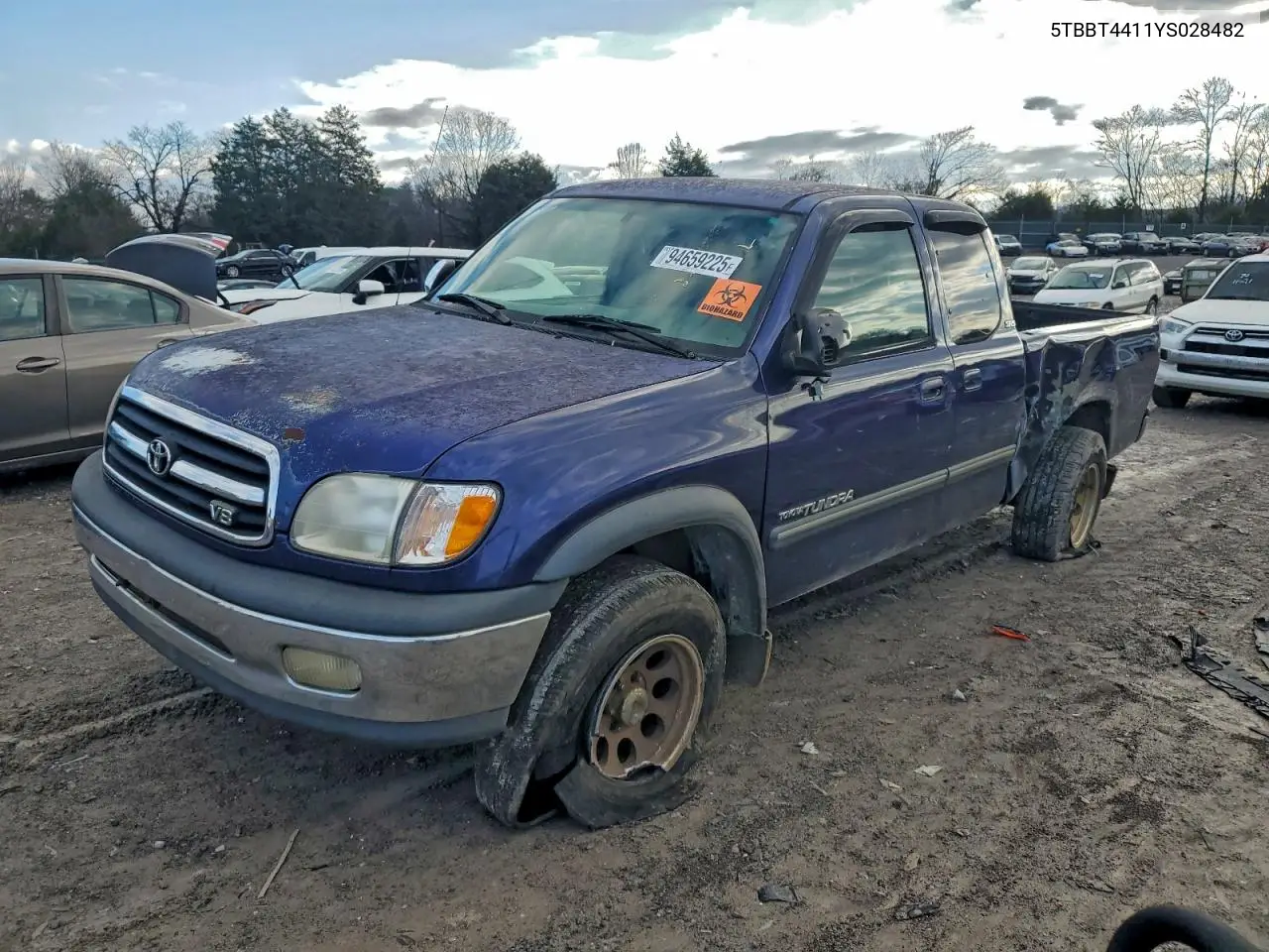 5TBBT4411YS028482 2000 Toyota Tundra Access Cab