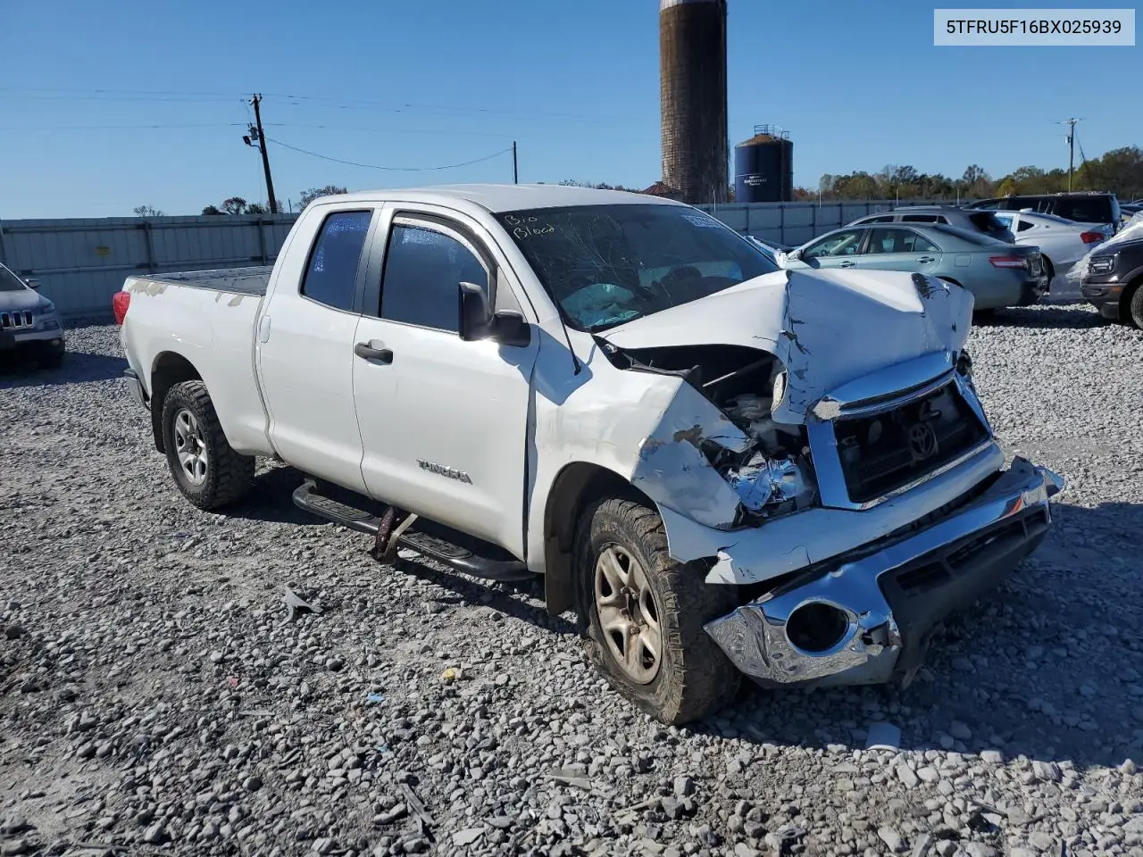5TFRU5F16BX025939 2011 Toyota Tundra Double Cab Sr5