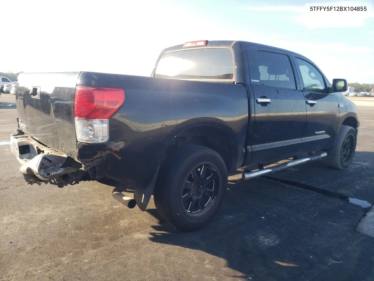 5TFFY5F12BX104855 2011 Toyota Tundra Crewmax Limited