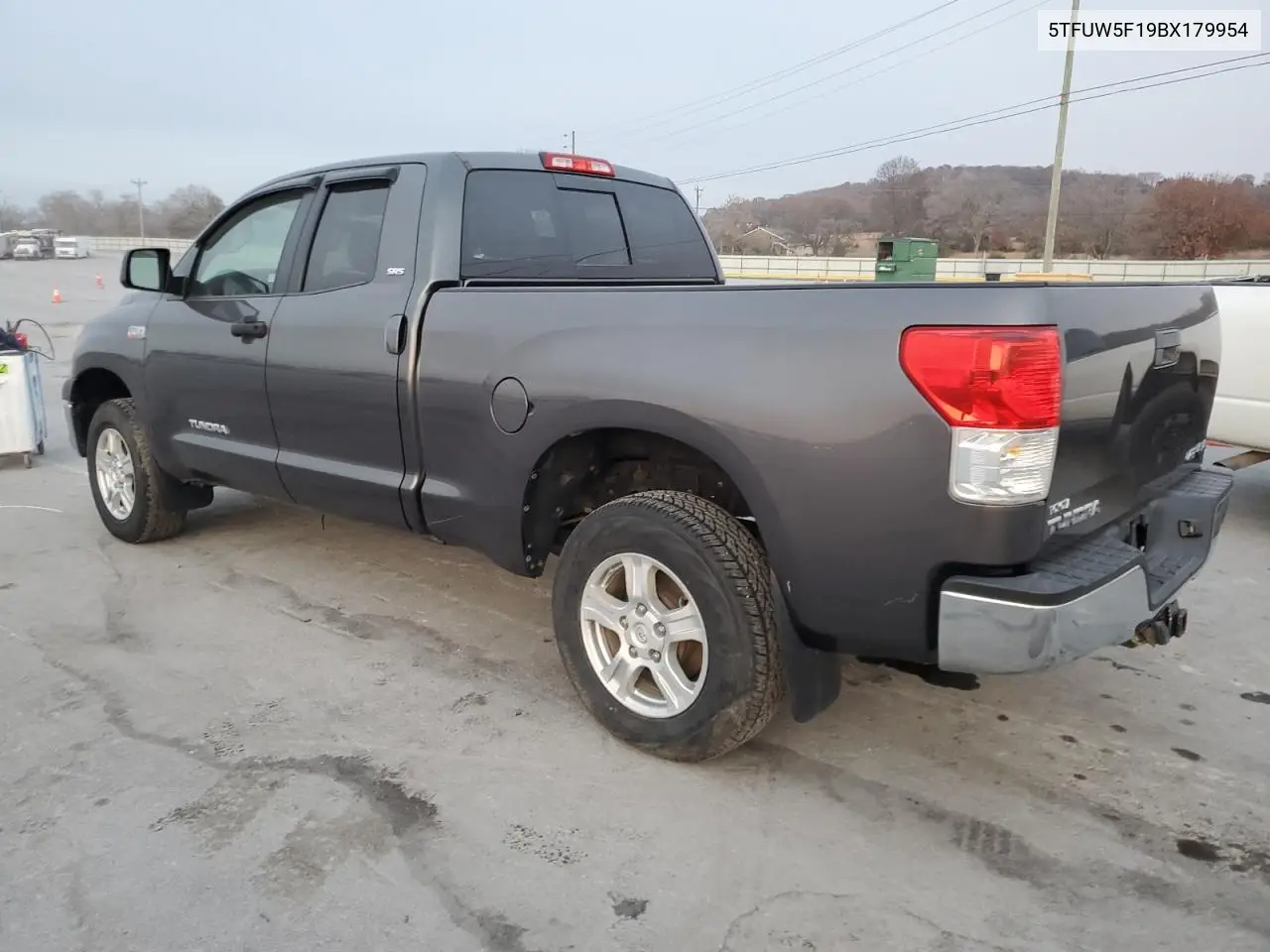 5TFUW5F19BX179954 2011 Toyota Tundra Double Cab Sr5