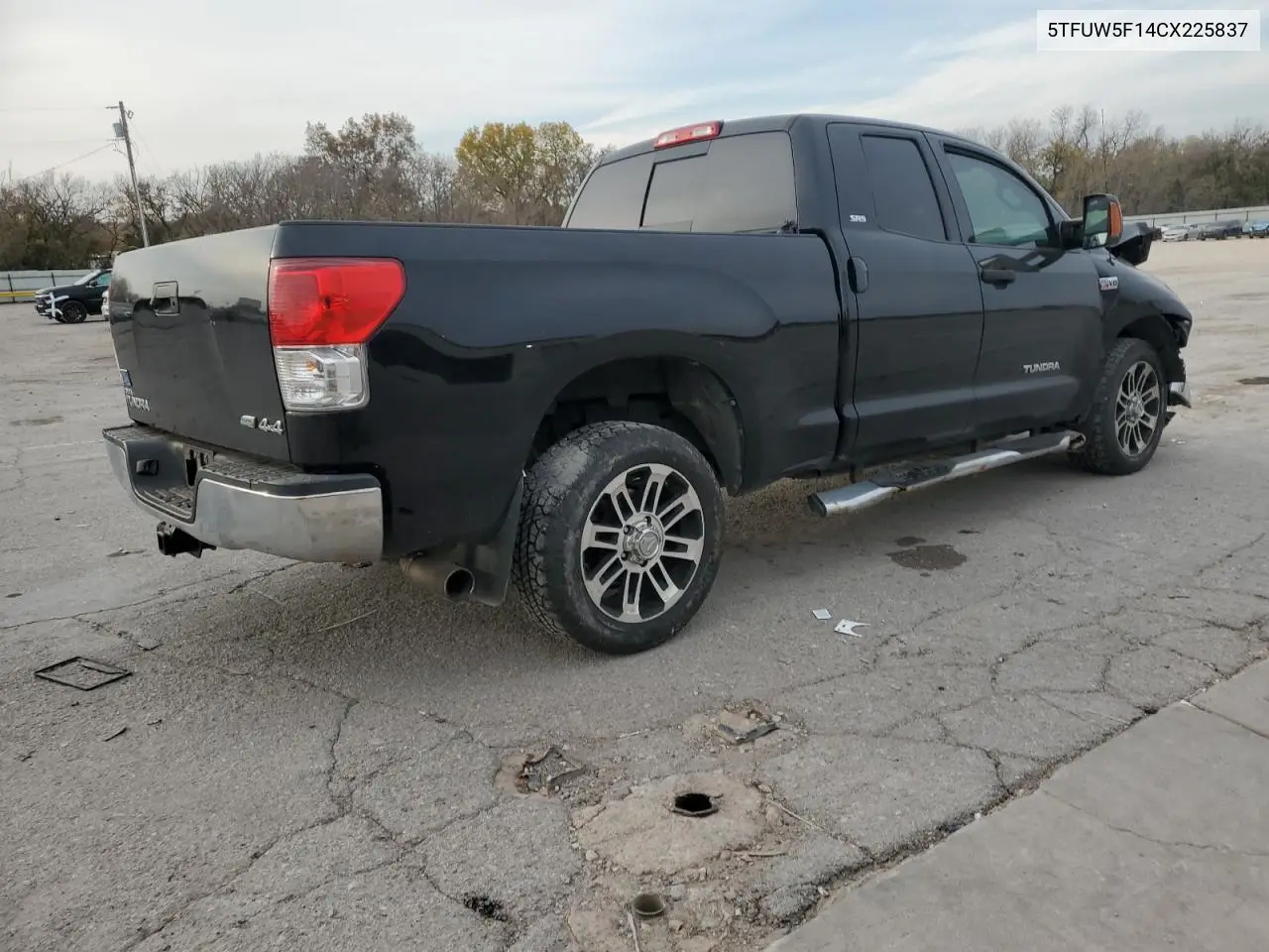 5TFUW5F14CX225837 2012 Toyota Tundra Double Cab Sr5