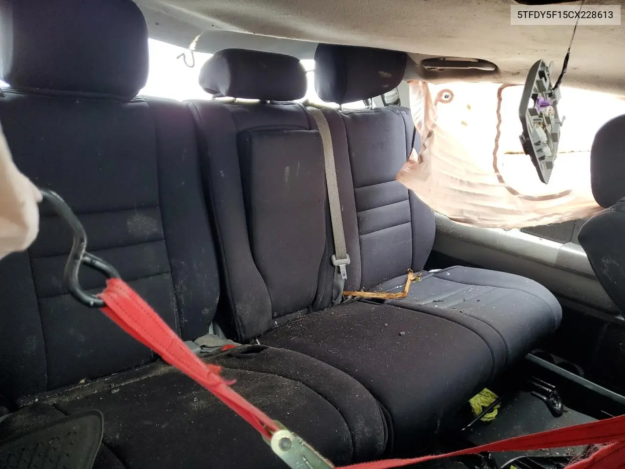 5TFDY5F15CX228613 2012 Toyota Tundra Crewmax Sr5