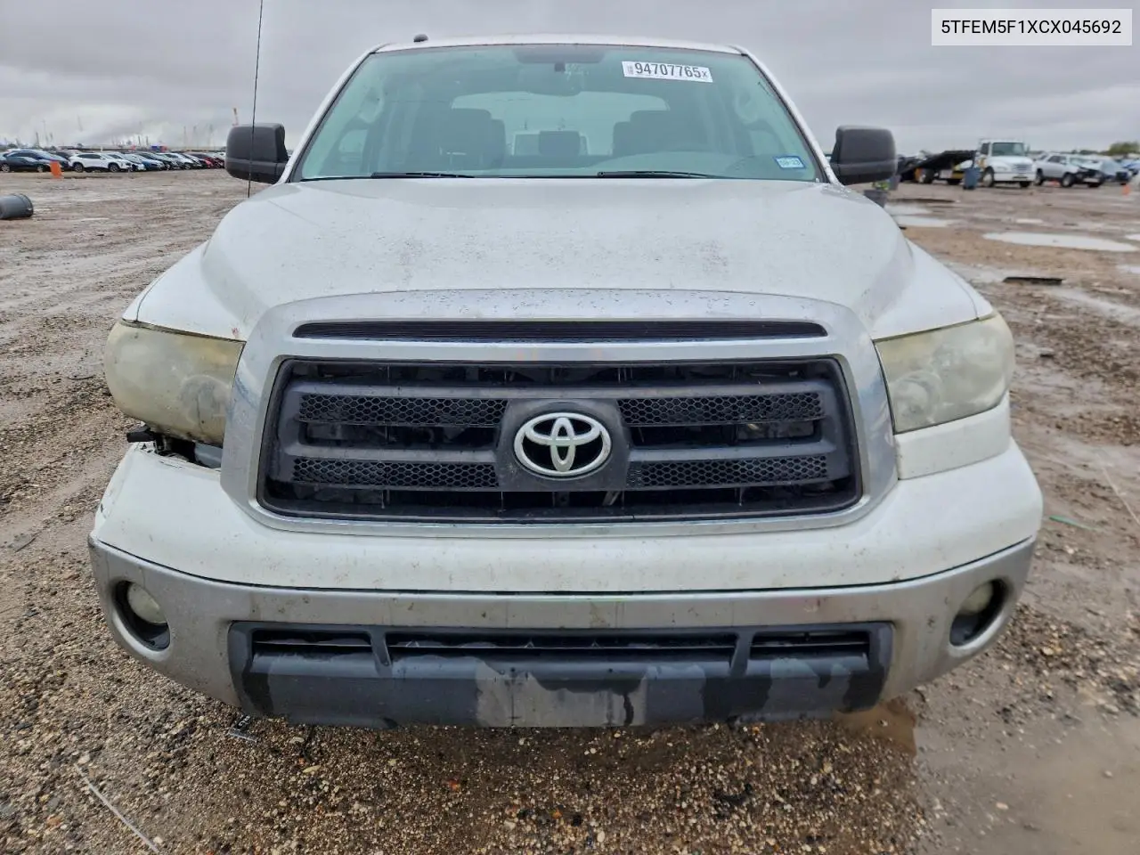 5TFEM5F1XCX045692 2012 Toyota Tundra Crewmax Sr5
