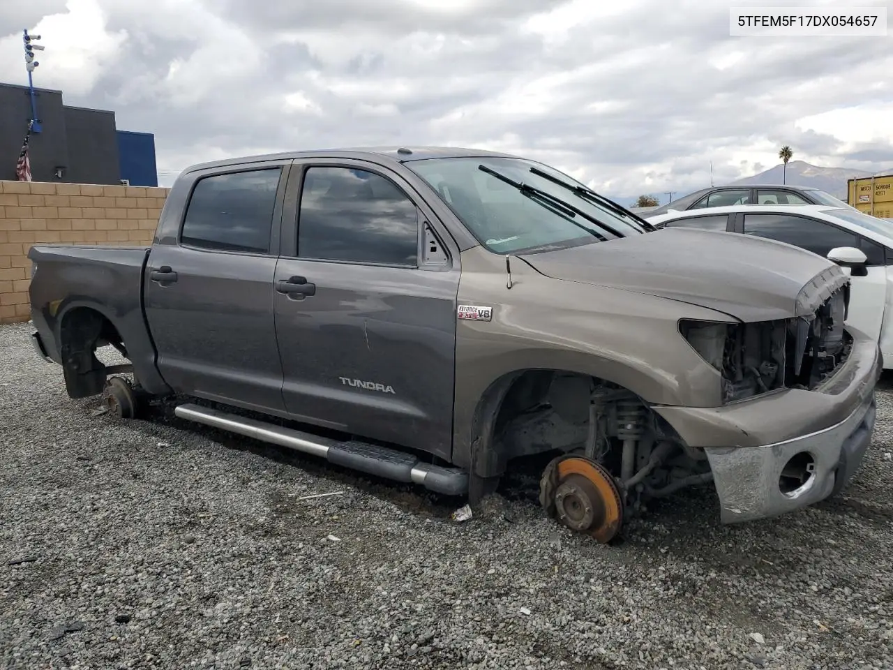 5TFEM5F17DX054657 2013 Toyota Tundra Crewmax Sr5