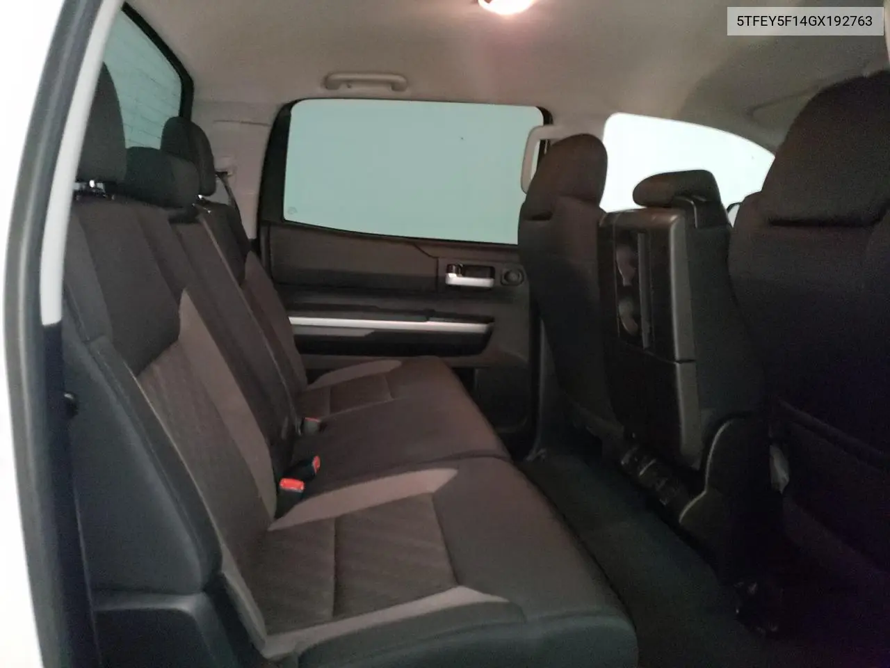 5TFEY5F14GX192763 2016 Toyota Tundra Crewmax Sr5