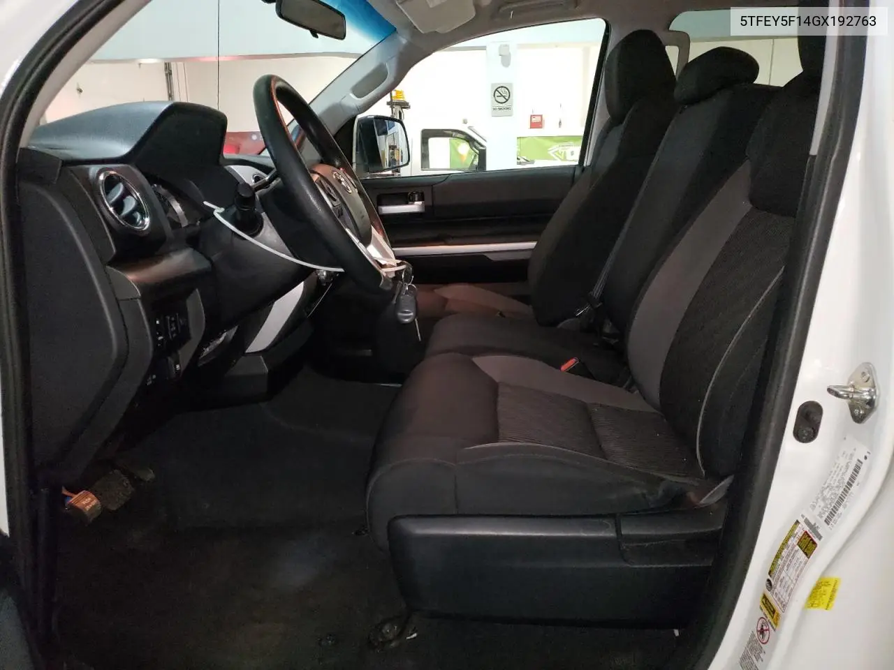 5TFEY5F14GX192763 2016 Toyota Tundra Crewmax Sr5
