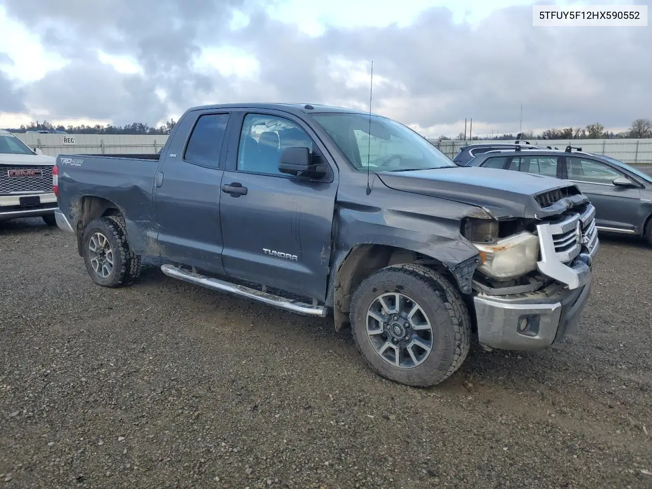 5TFUY5F12HX590552 2017 Toyota Tundra Double Cab Sr