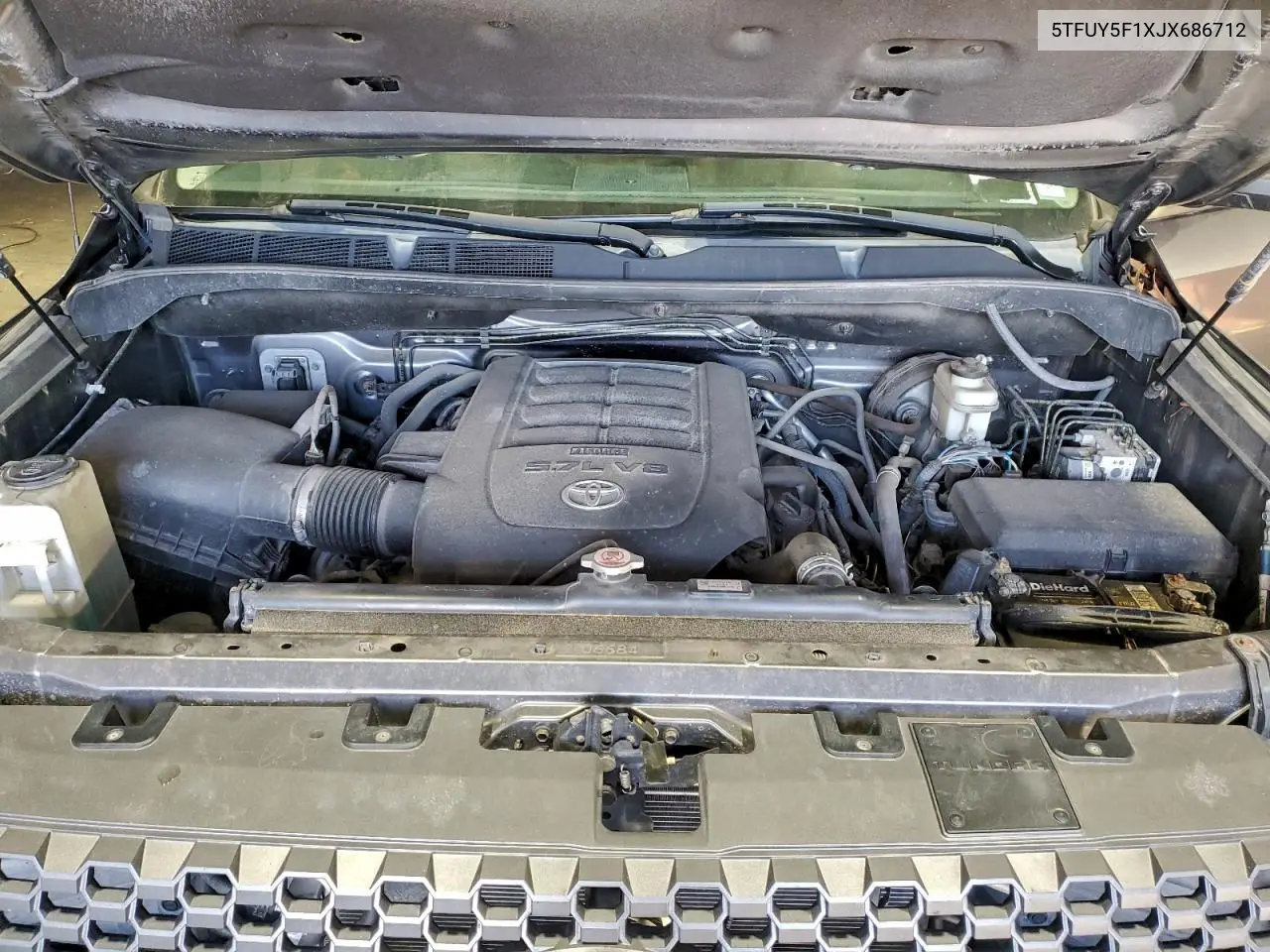 5TFUY5F1XJX686712 2018 Toyota Tundra Double Cab Sr