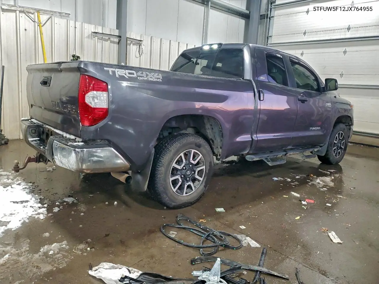 5TFUW5F12JX764955 2018 Toyota Tundra Double Cab Sr