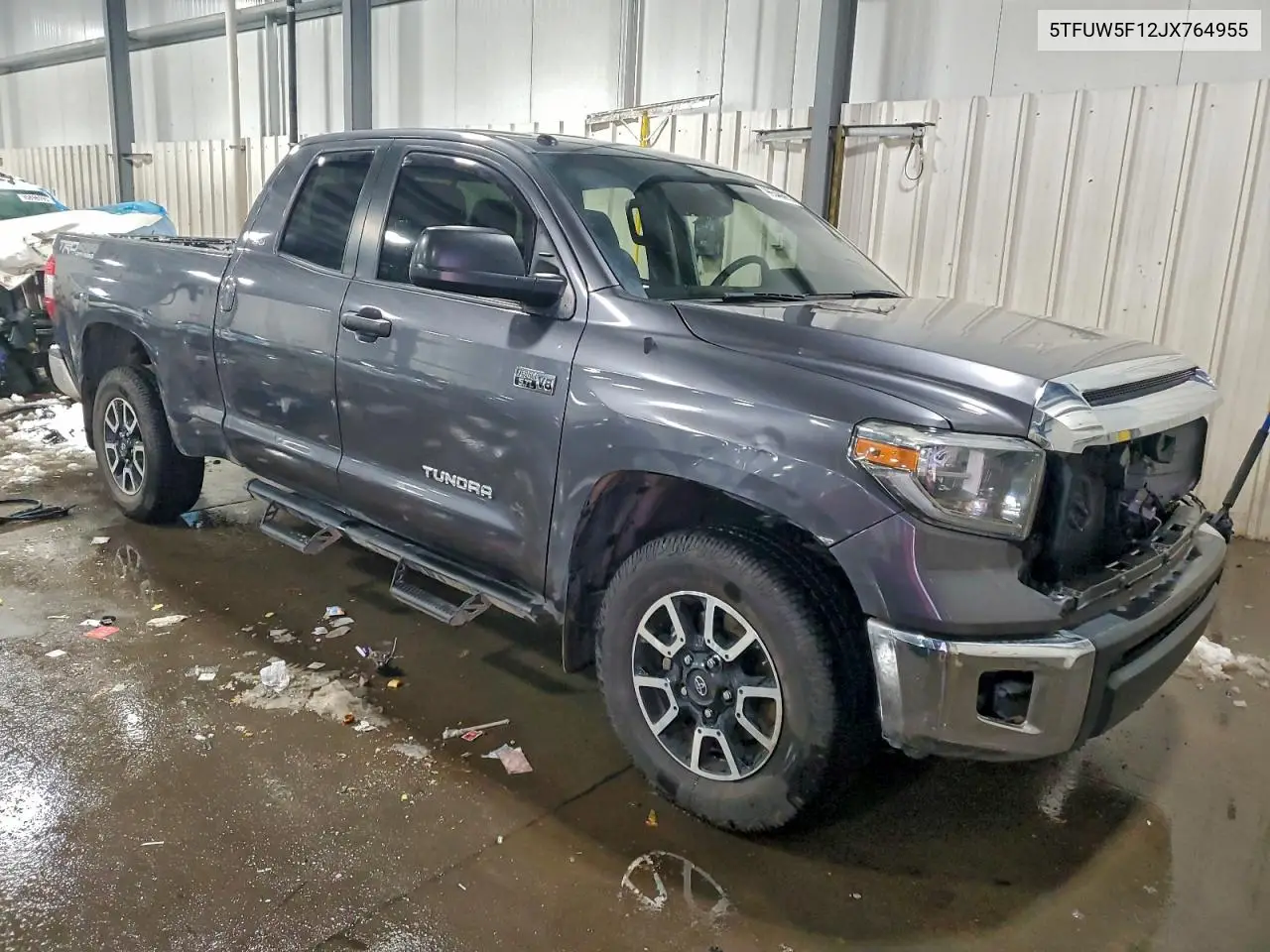 5TFUW5F12JX764955 2018 Toyota Tundra Double Cab Sr