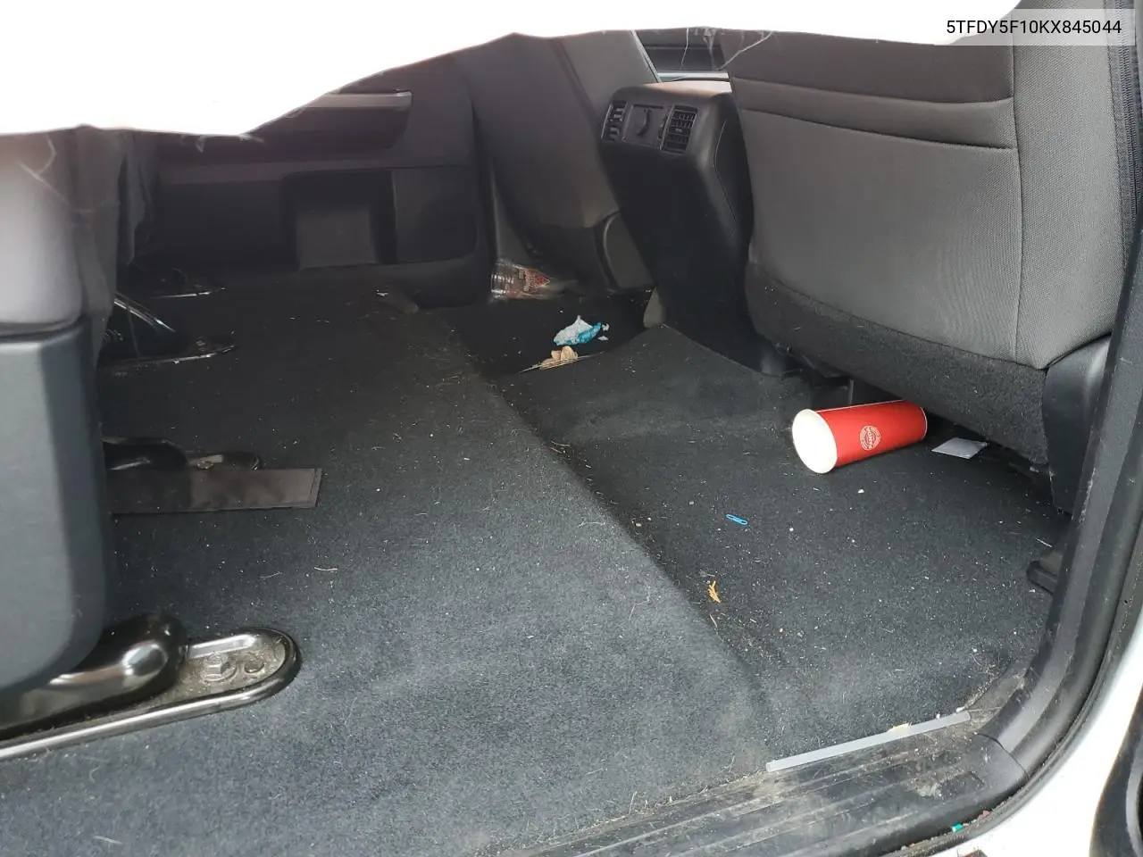 5TFDY5F10KX845044 2019 Toyota Tundra Crewmax Sr5