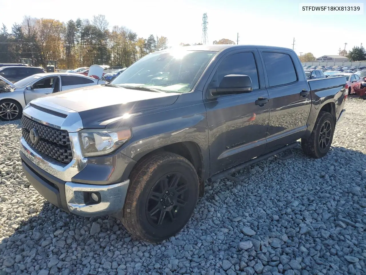 5TFDW5F18KX813139 2019 Toyota Tundra Crewmax Sr5
