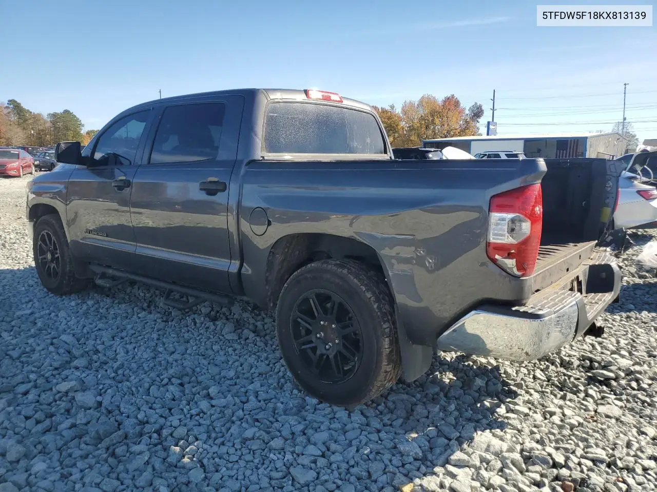 5TFDW5F18KX813139 2019 Toyota Tundra Crewmax Sr5