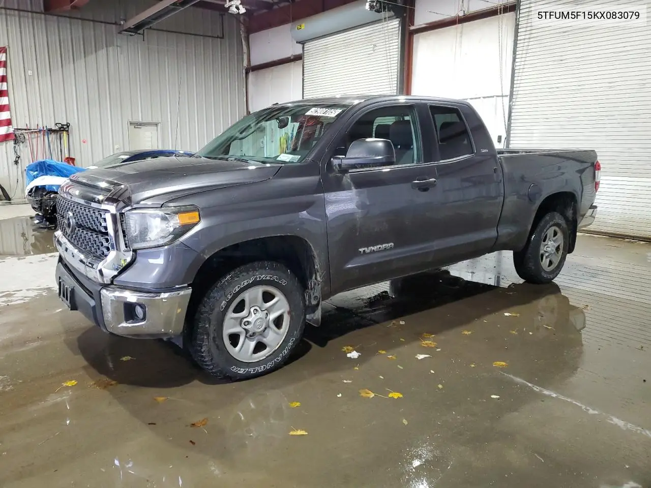 5TFUM5F15KX083079 2019 Toyota Tundra Double Cab Sr