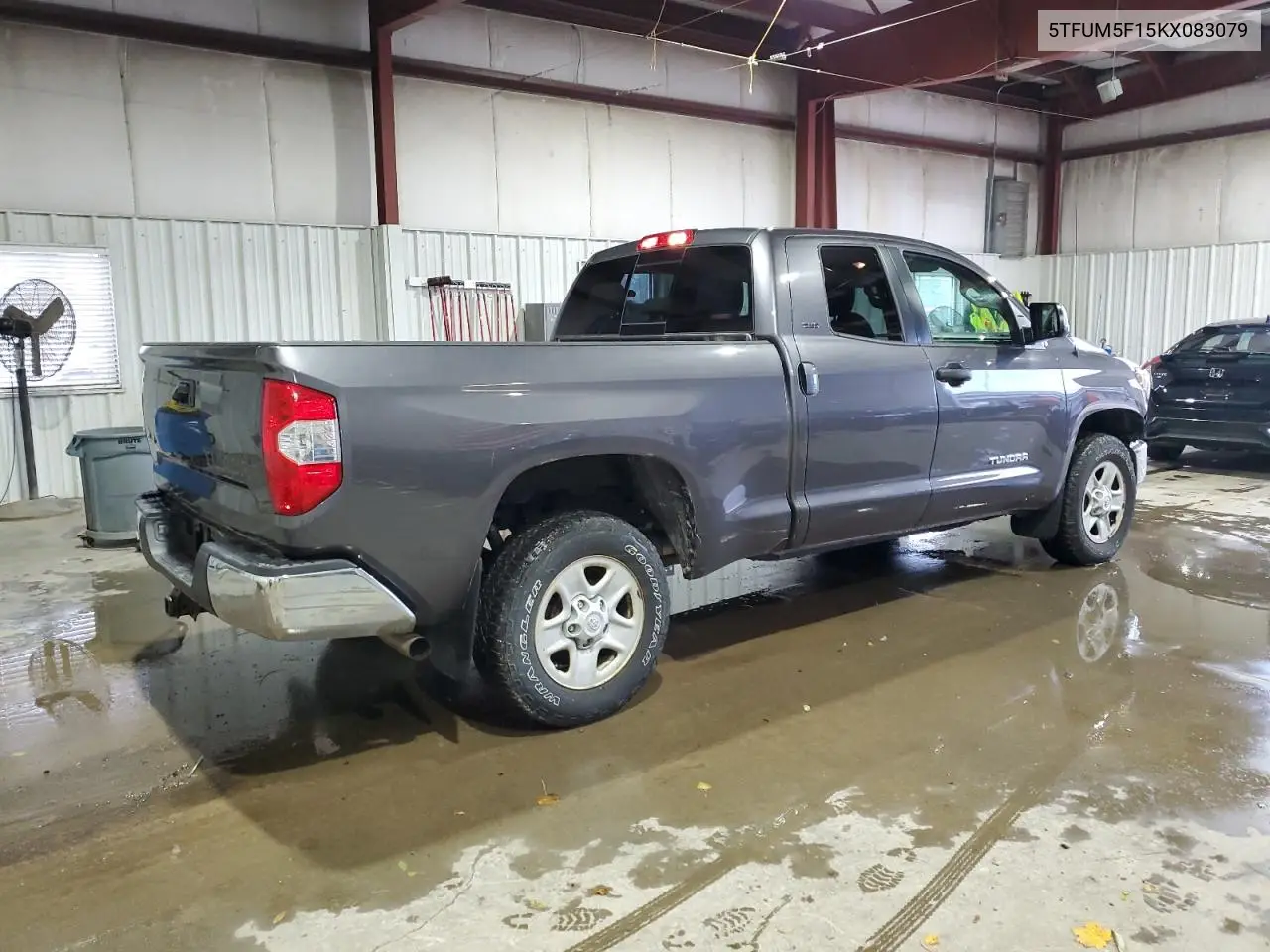 5TFUM5F15KX083079 2019 Toyota Tundra Double Cab Sr