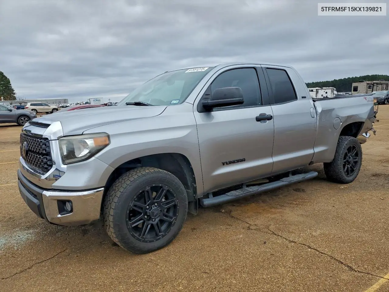 5TFRM5F15KX139821 2019 Toyota Tundra Double Cab Sr