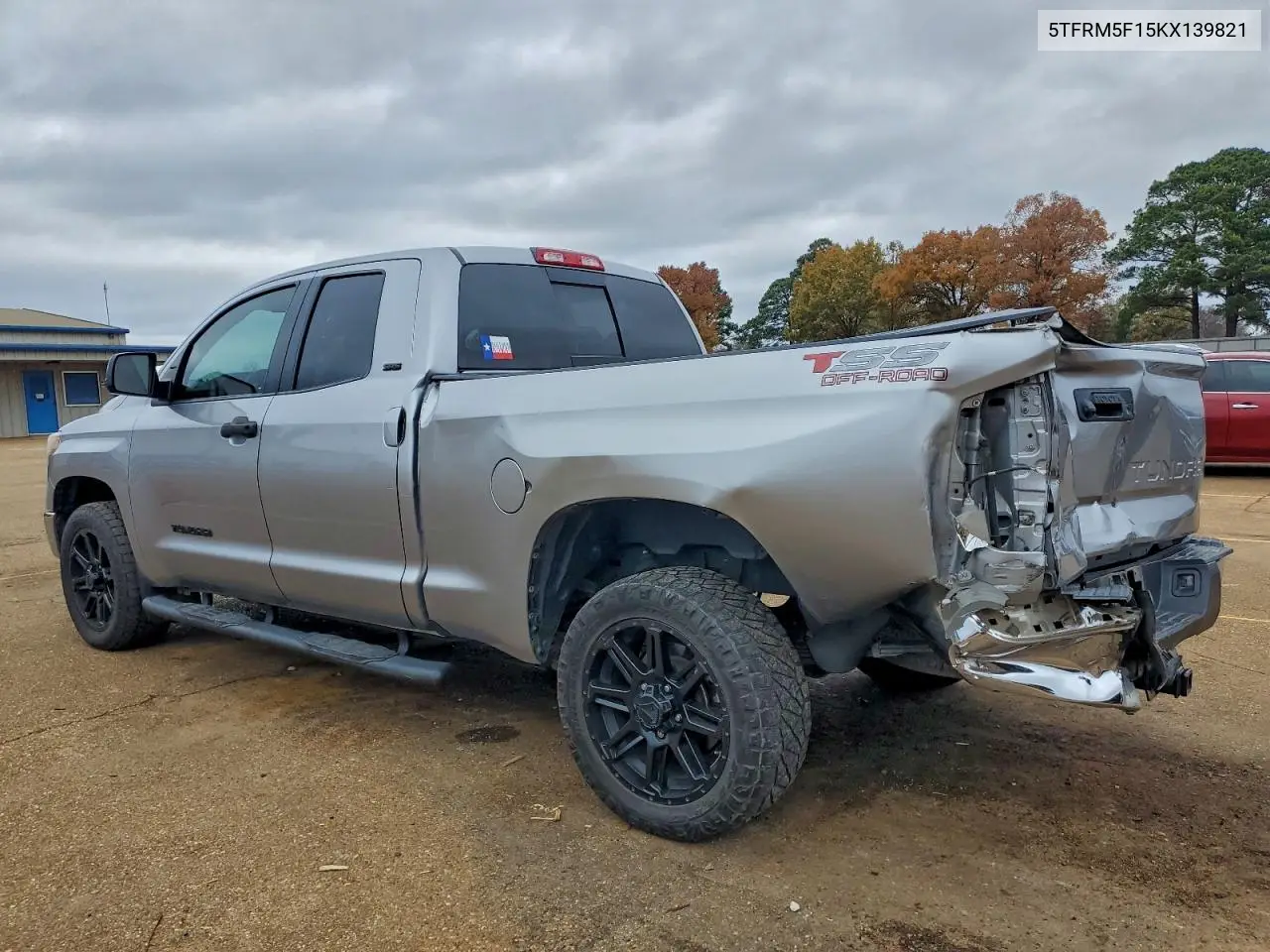 5TFRM5F15KX139821 2019 Toyota Tundra Double Cab Sr