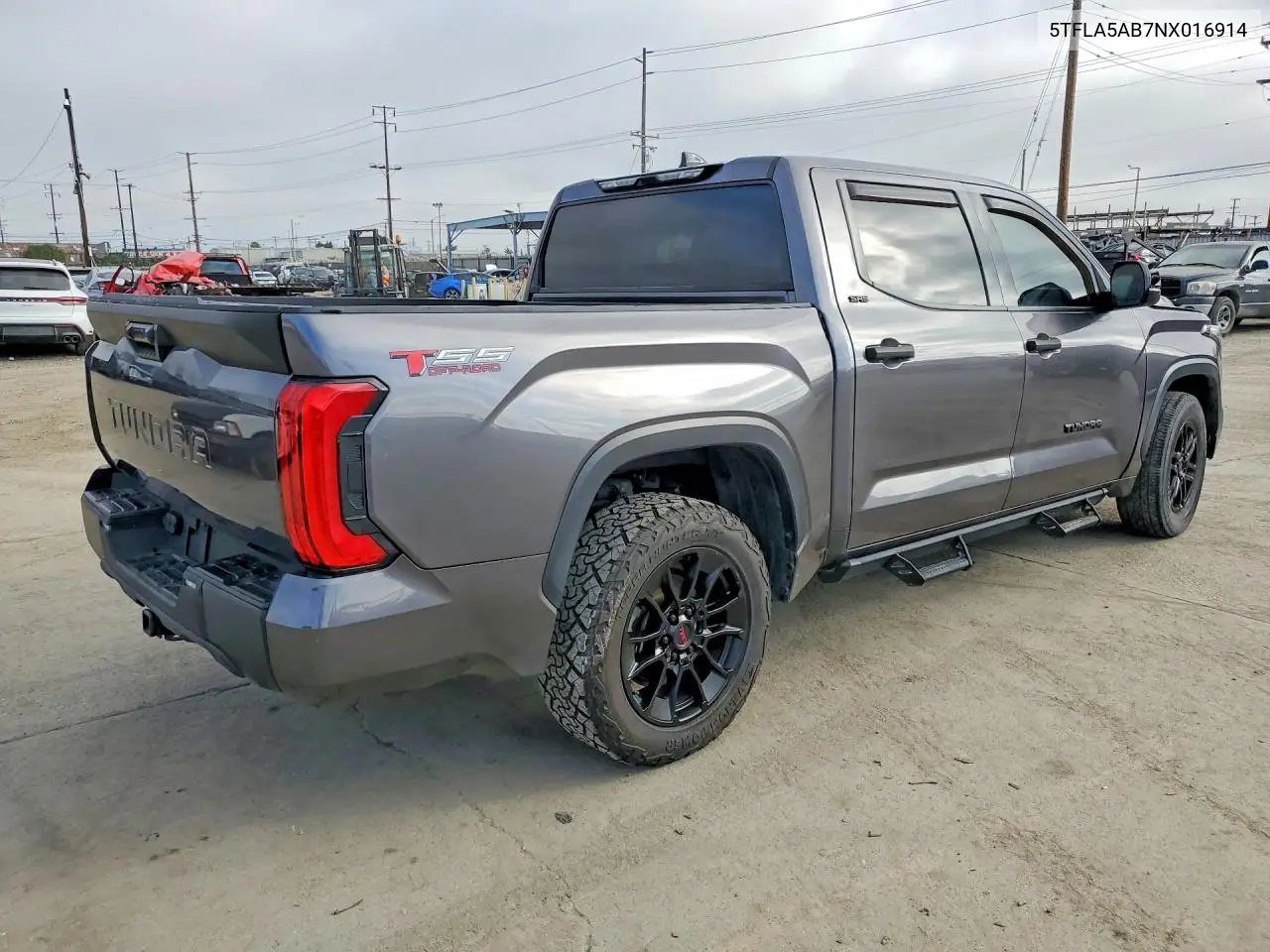5TFLA5AB7NX016914 2022 Toyota Tundra Sr5