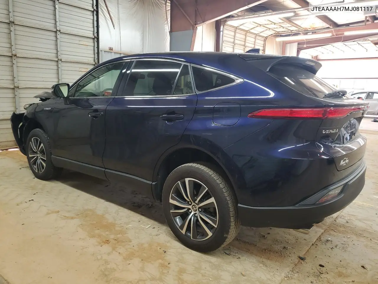 JTEAAAAH7MJ081117 2021 Toyota Venza Le