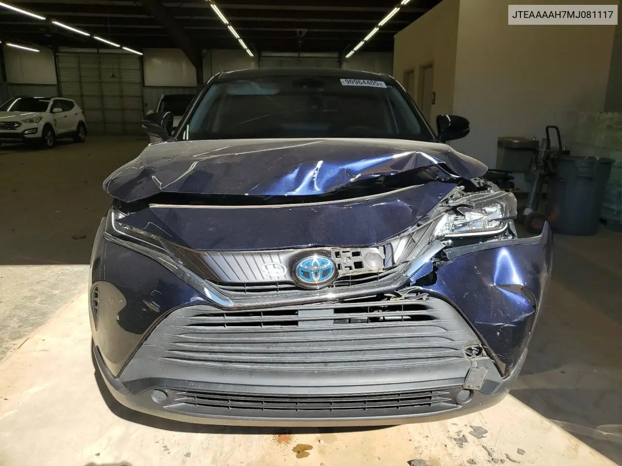JTEAAAAH7MJ081117 2021 Toyota Venza Le