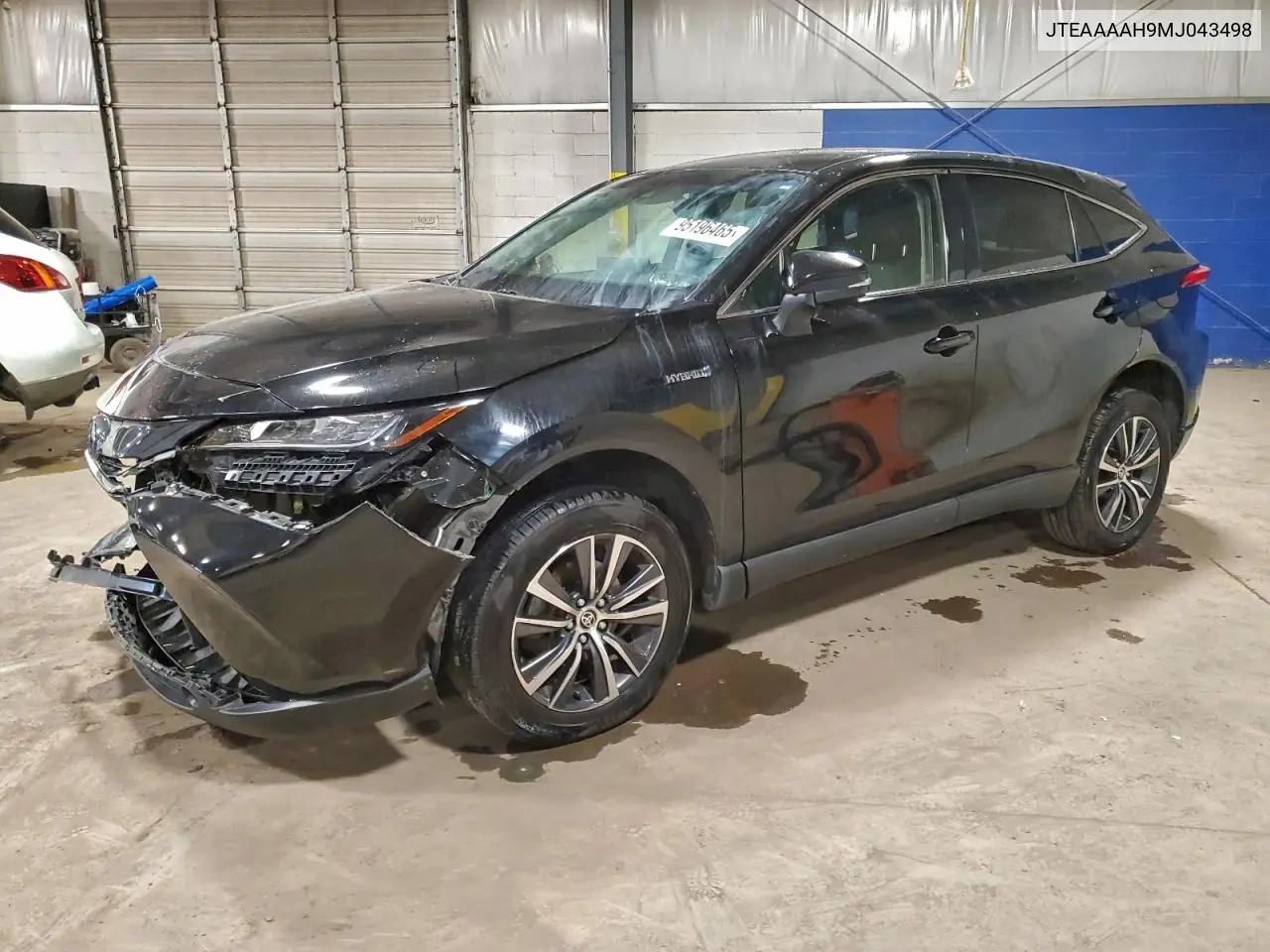 JTEAAAAH9MJ043498 2021 Toyota Venza Le