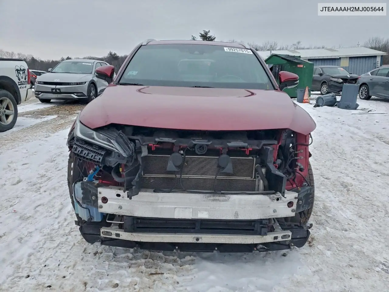 JTEAAAAH2MJ005644 2021 Toyota Venza Le