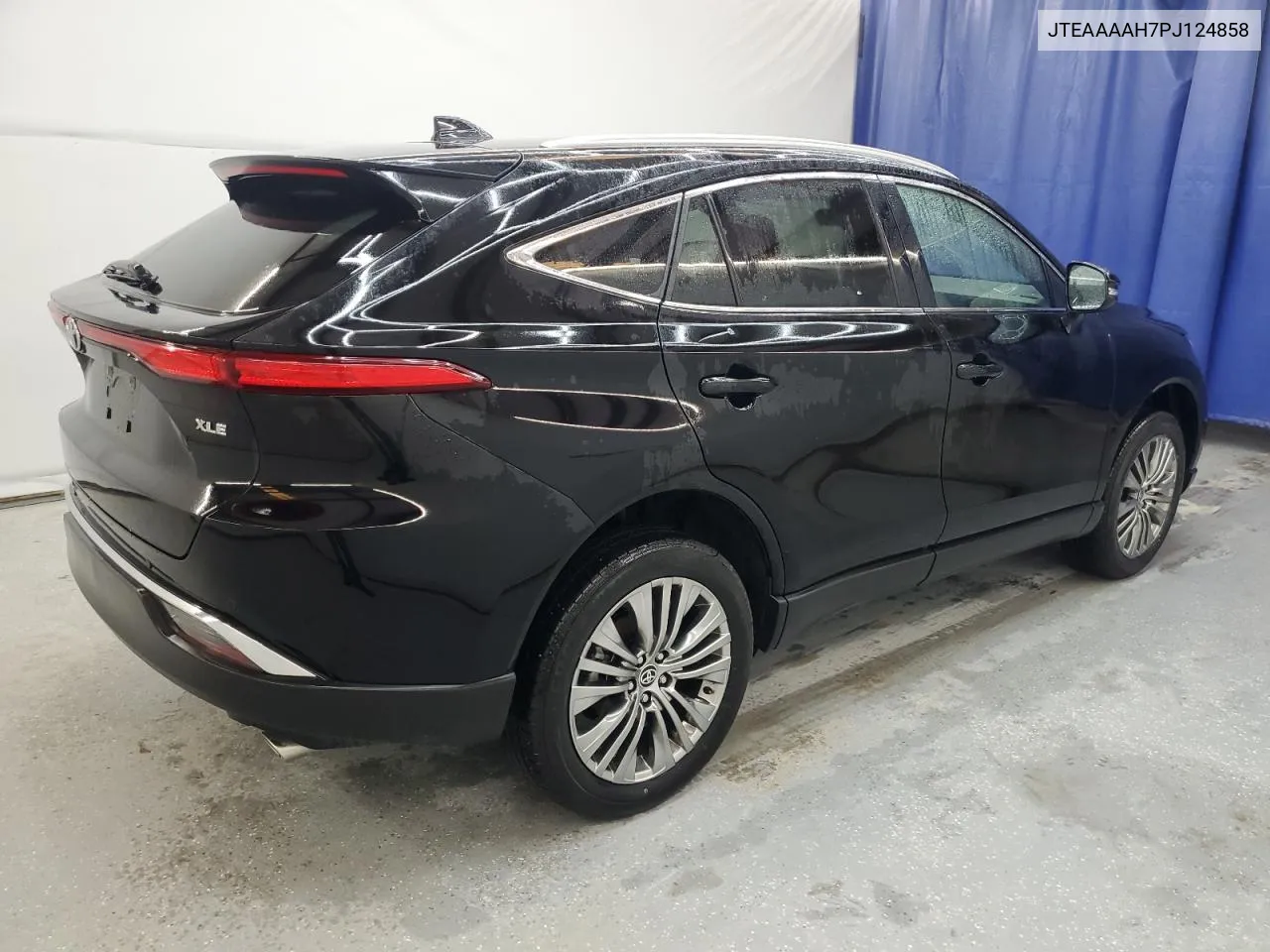 2023 Toyota Venza Le VIN: JTEAAAAH7PJ124858 Lot: 69858304