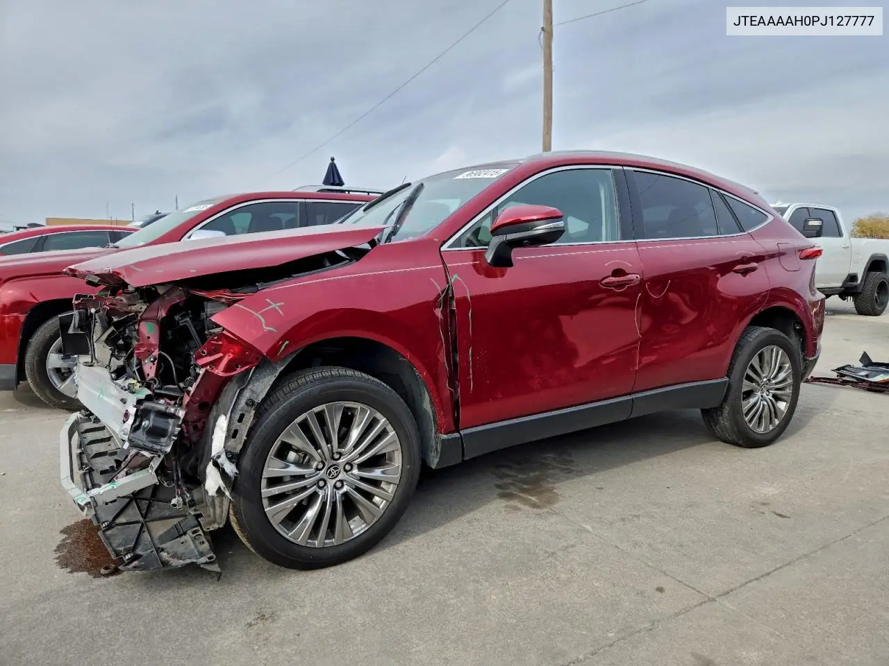 JTEAAAAH0PJ127777 2023 Toyota Venza Le