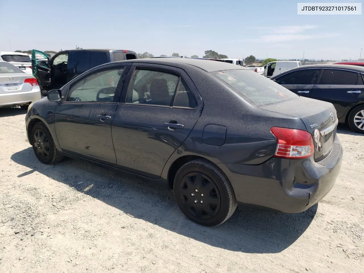 2007 Toyota Yaris VIN: JTDBT923271017561 Lot: 63732344